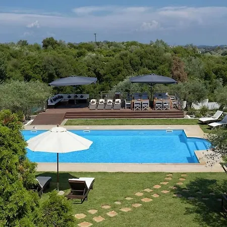 Villa Privilege *